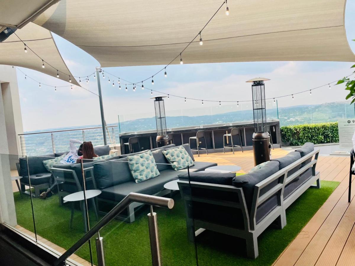 Menlyn Maine Trilogy Hotel بريتوريا المظهر الخارجي الصورة